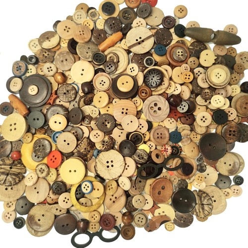 400 500 pcs wooden buttons - 400-500,