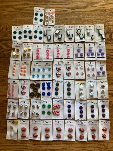 Vintage lot carded buttons - 56,