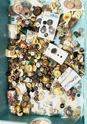 Vintage mixed lot - 2.25#,