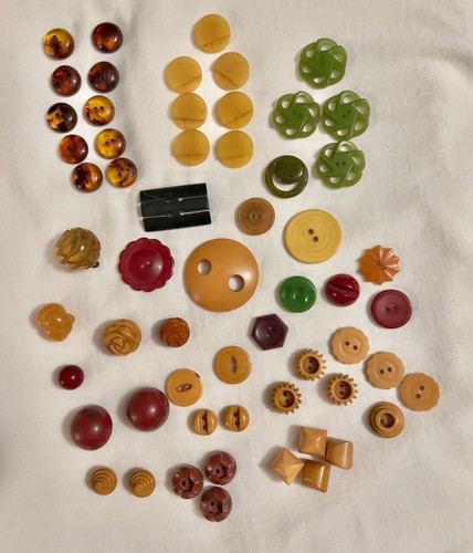 Vintage bakelite buttons lot - bakelite,