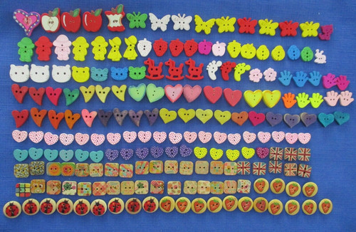 Lot 200 new - new, wooden