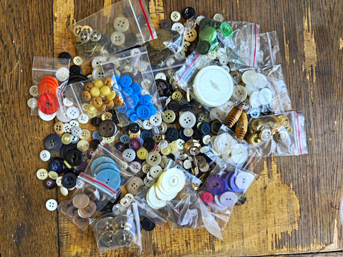 Lot vintage sewing buttons - lot,
