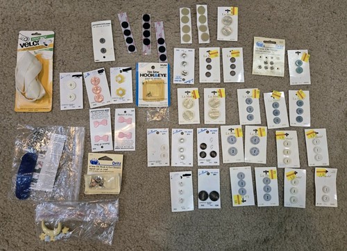 Lot vintage buttons - of,