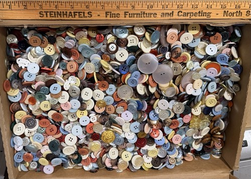 Vintage buttons mixed lot - buttons, 6+