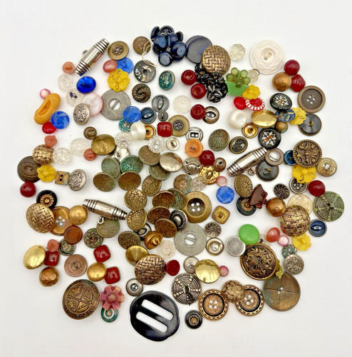 Vintage buttons lot - buttons, assorted