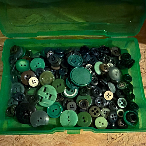 Round sewing button - round,