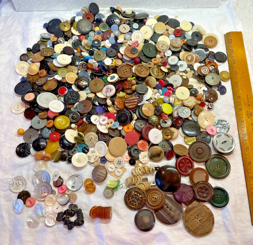 Vtg button lot lbs early - lot,