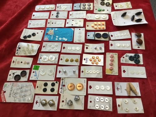 Carded button lot - pc,
