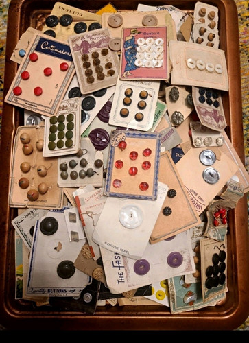 Vtg estate sewing - estate, button