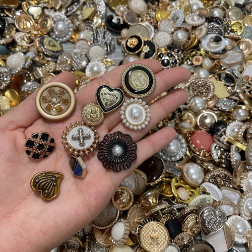 Vintage now estate - vintage-now, buttons